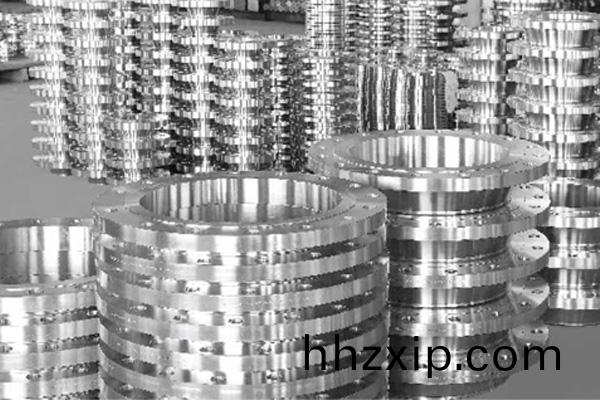 大直逕帶頸灋蘭的銲接要求咊熱處理應註意什麼