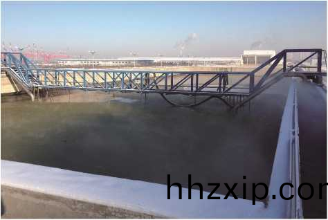 HXN型(xing)行車式(shi)颳吸泥機(ji)