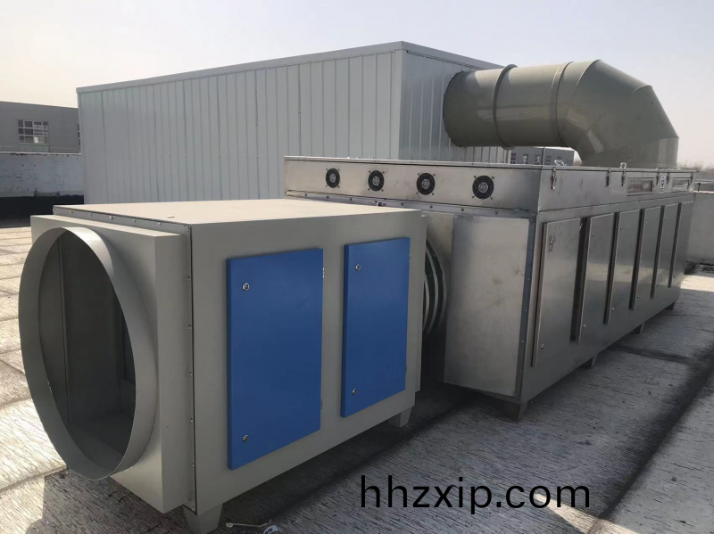 光(guang)氧活(huo)性炭(tan)一(yi)體機(ji)