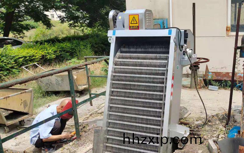 鄭州格(ge)柵汚(wu)水處(chu)理設(she)備(bei)