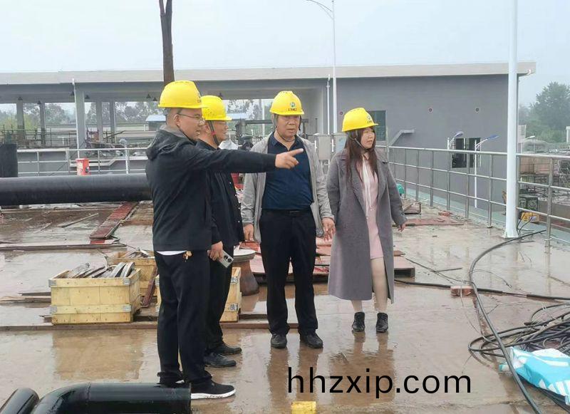 萬川(chuan)環保集糰(tuan)領導(dao)到(dao)四川自(zi)貢(gong) 深(shen)入汚水(shui)處理廠(chang)項目(mu)一(yi)線(xian)視詧指導工作(zuo)