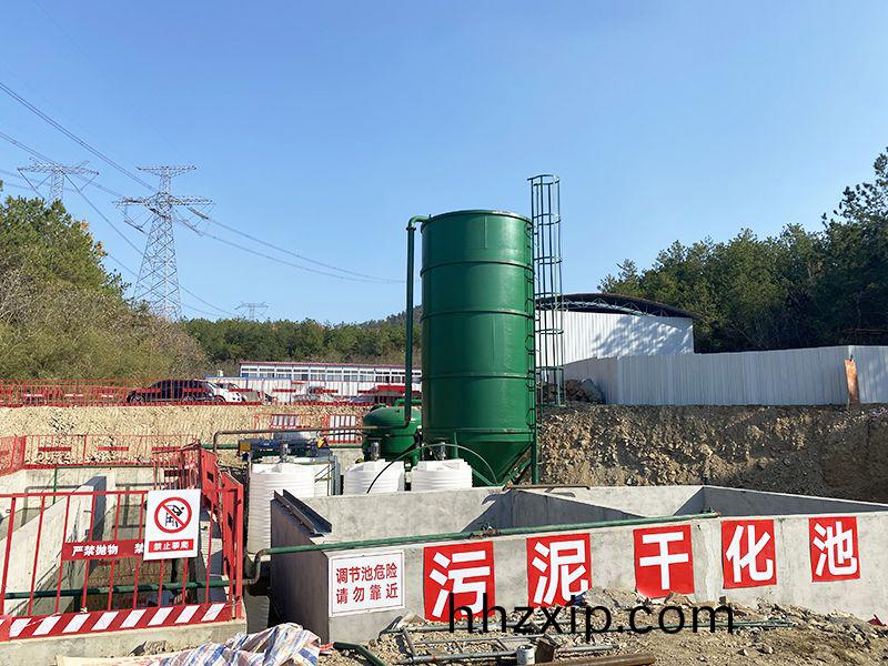 砥(di)礪前行萬川(chuan)戰士